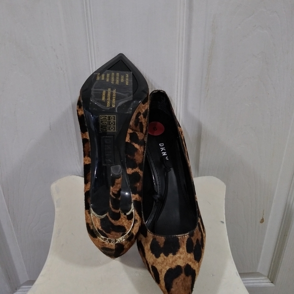 🆕DKNY Lexi Leopard print Heels 👠Sz.6 - Picture 5 of 8